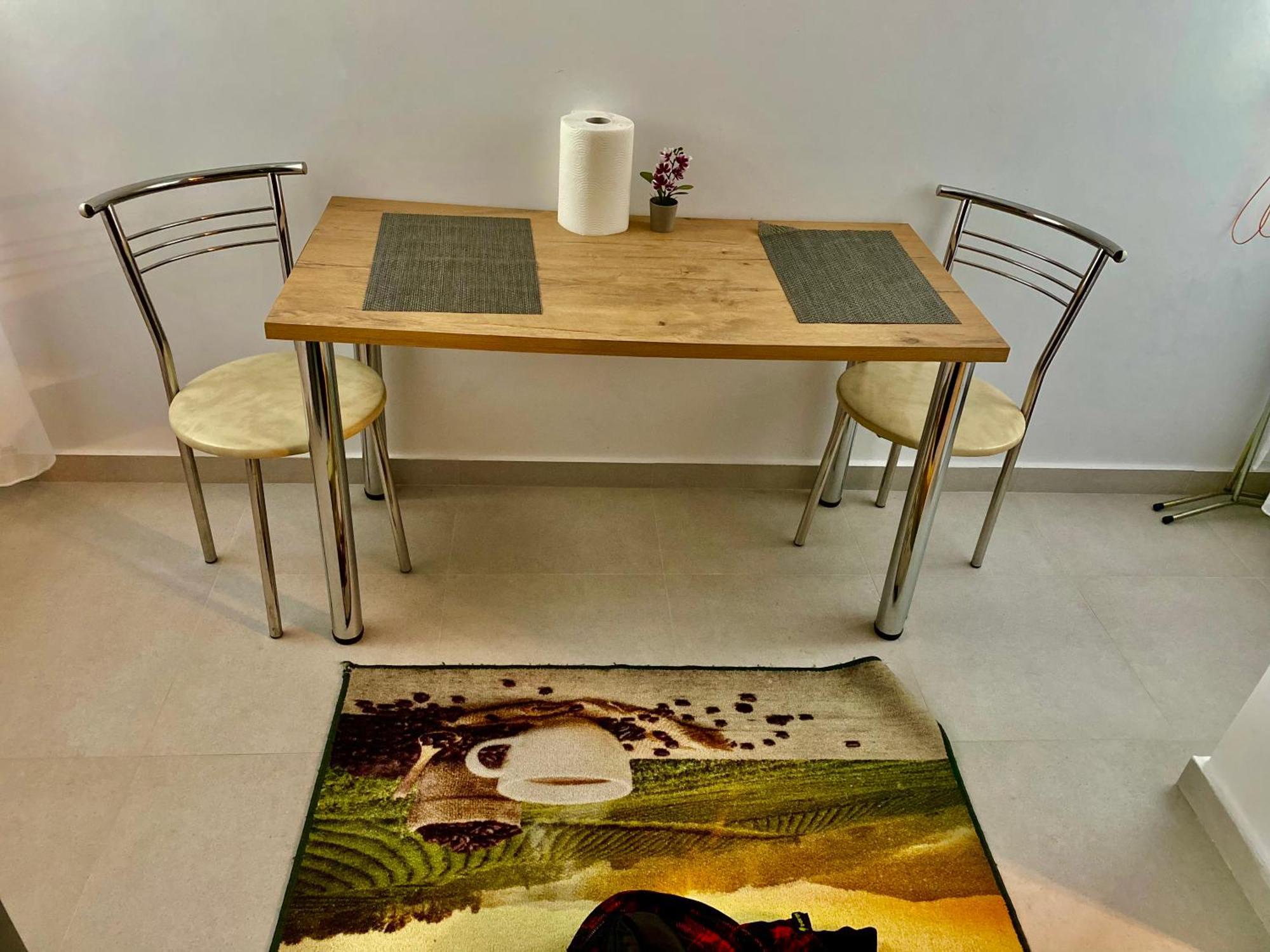 Garsoniera Trivale City Apartment Питещ Екстериор снимка